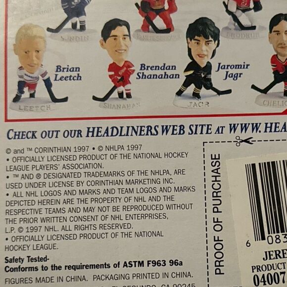 1997 Corinthian NHL Signature Series Jeremy Ronick Figure Sealed On Card - Picture 4 of 4